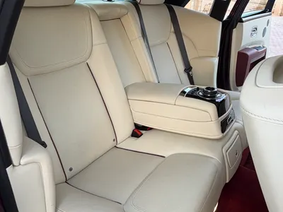 2015 رولز رويس قوست
