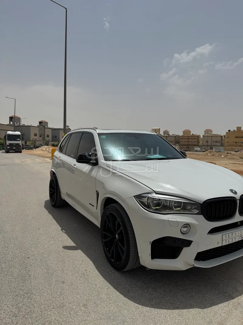 2015 بي ام دبليو الفئة اكس 5