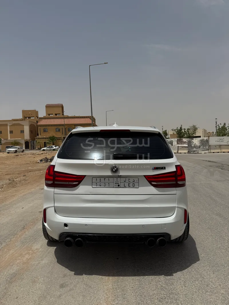 2015 بي ام دبليو الفئة اكس 5