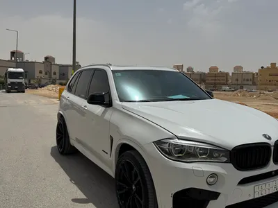 2015 بي ام دبليو الفئة اكس 5