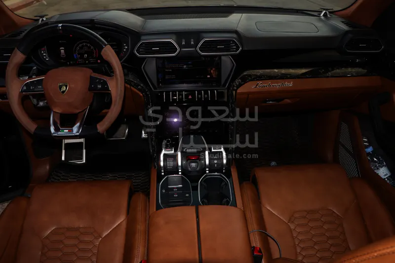 2019 لمبرجيني اوروس