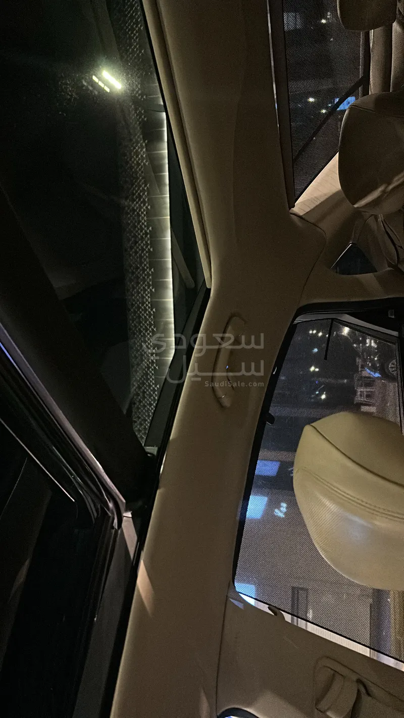 2016 جينيسيس جي 80 رويال
