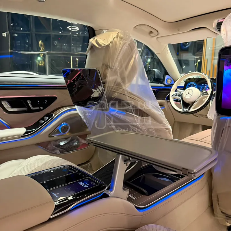 2027 مرسيدس - بنز إس 680 مايباخ