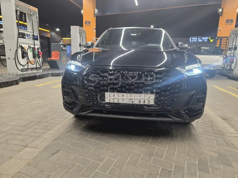 2025 اودي كيو 5 اس لاين
