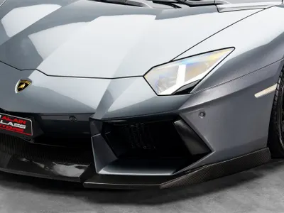 2015 لمبرجيني افنتادور رودستر