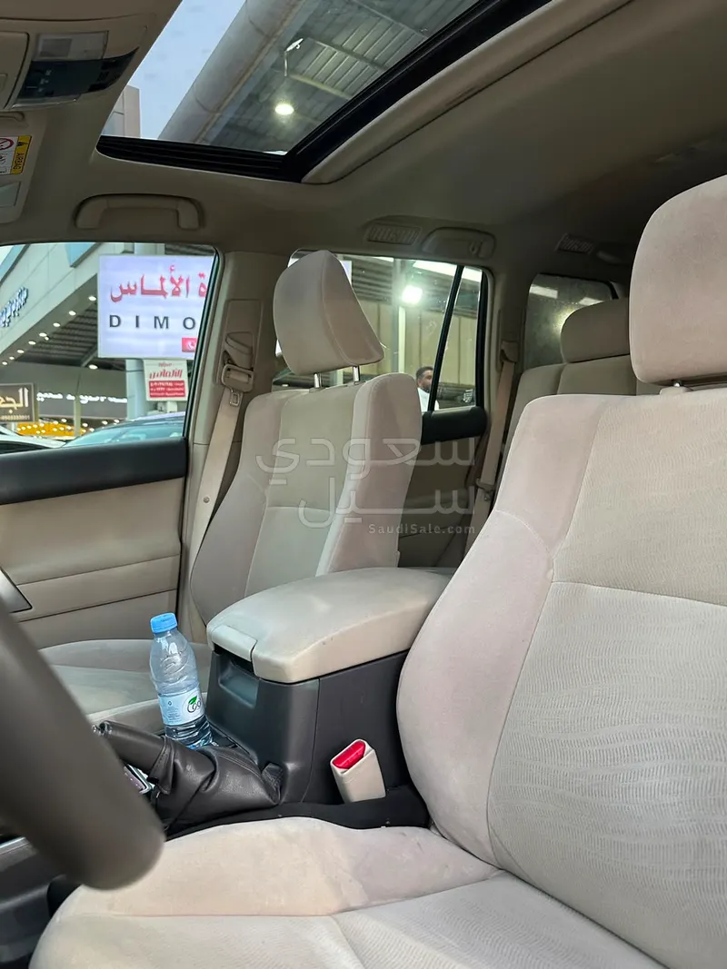 2023 تويوتا برادو تي اكس ال