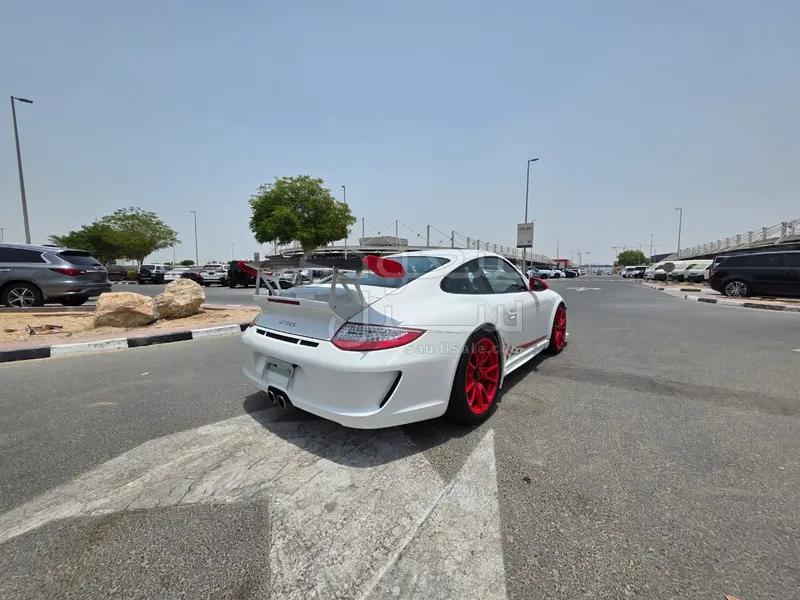 2011 بورش 911 جي تي 3 ار اس