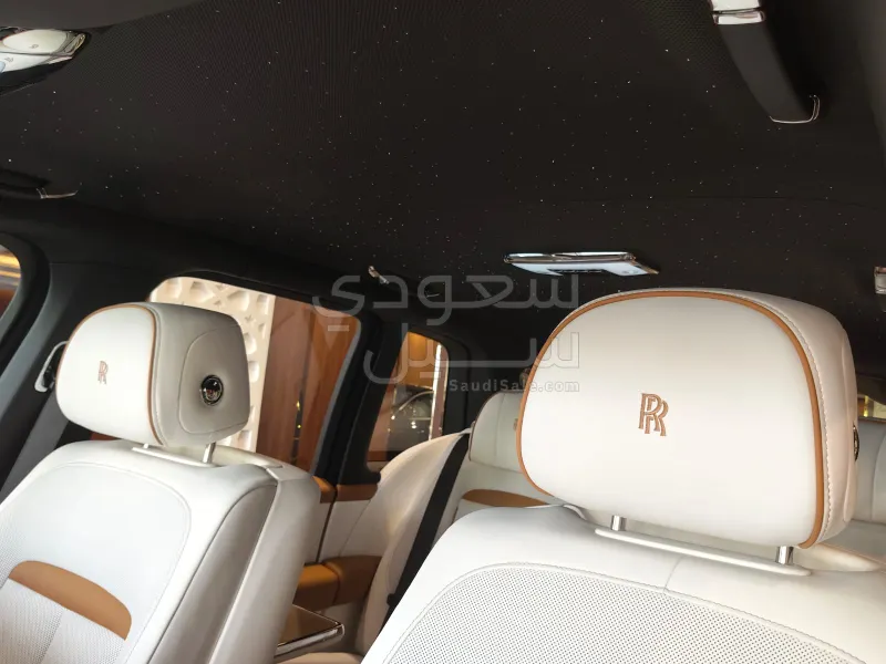 2026 رولز رويس كولينان سلفر بادج