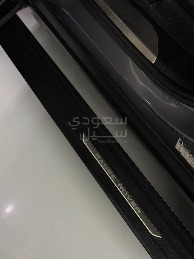 2024 لاند روفر رينج روفر سبورت اس اي دايناميك