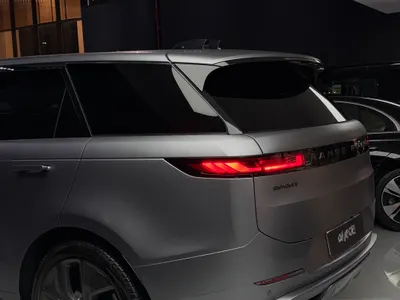2024 لاند روفر رينج روفر سبورت اس اي دايناميك