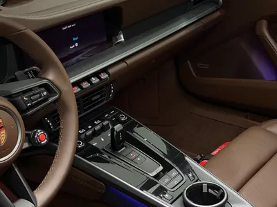 2026 بورش 911 كاريرا كابريوليه