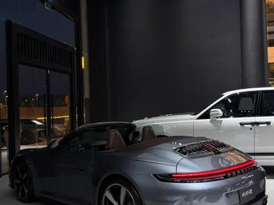 2026 بورش 911 كاريرا كابريوليه