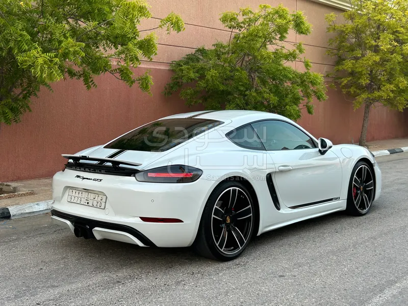 2018 بورش 718 كايمان جي تي اس