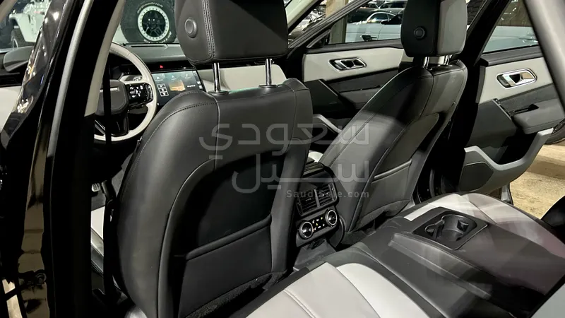 2025 لاند روفر رينج روفر فيلار اس اي