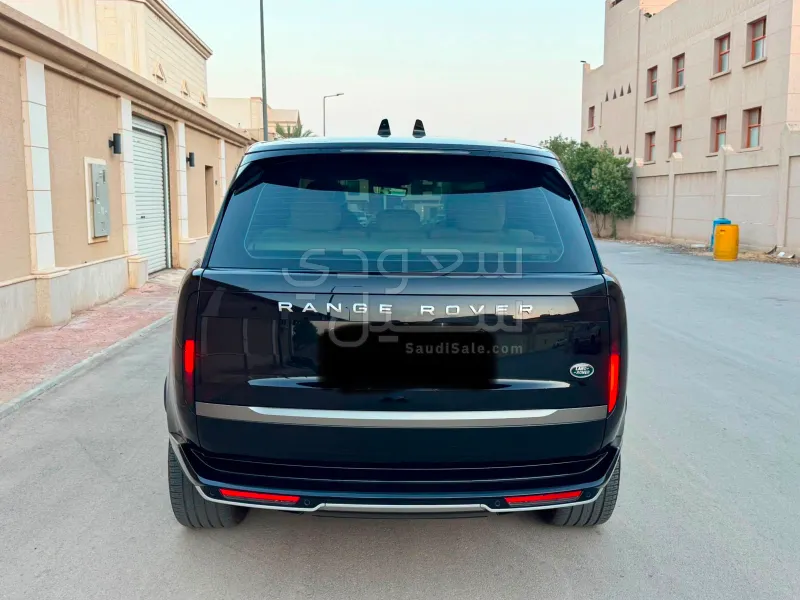 2024 لاند روفر رينج روفر اتش اس اي