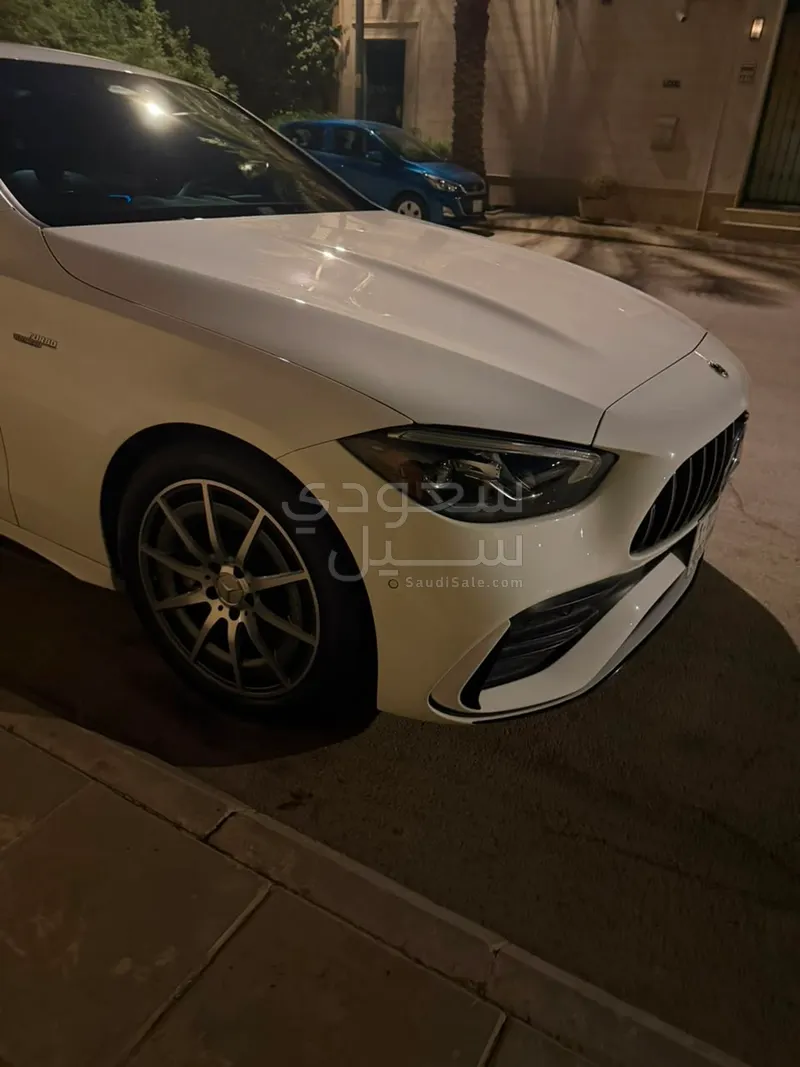 2023 مرسيدس - بنز سي 43 أي إم جي