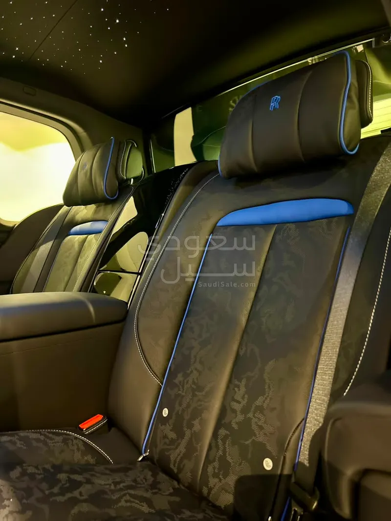 2024 رولز رويس كولينان بلاك بادج