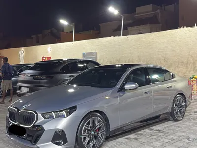 2026 بي ام دبليو الفئة الخامسة 520 أي إم كت