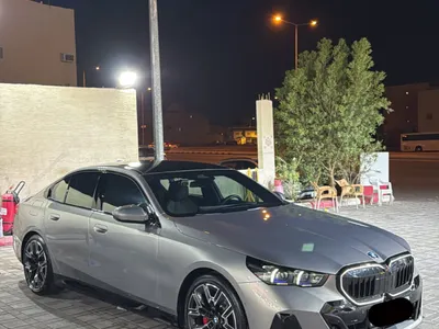 2026 بي ام دبليو الفئة الخامسة 520 أي إم كت