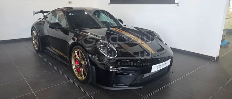 2025 بورش 911 كاريرا جي تي 3
