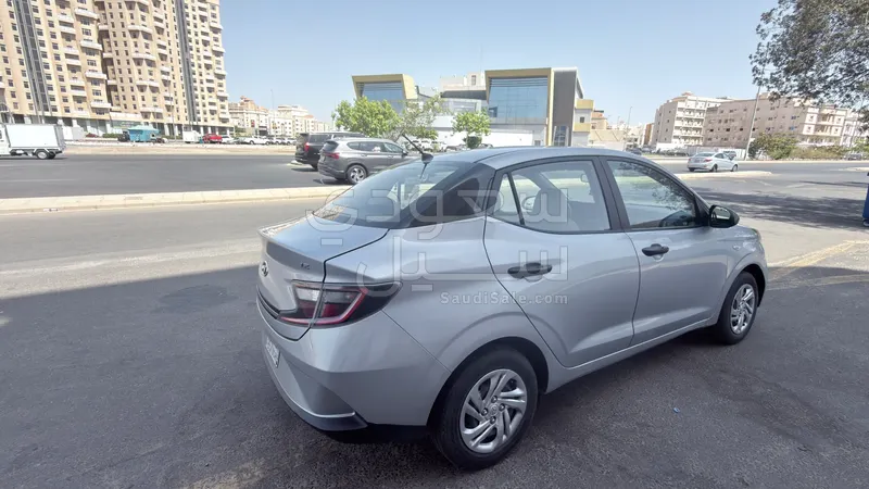 2023 هيونداي اي 10