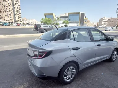 2023 هيونداي اي 10