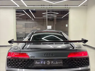 2018 اودي ار 8 في 10 بلس