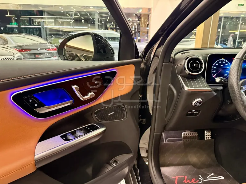 2025 مرسيدس - بنز جي إل سي 200 كوب