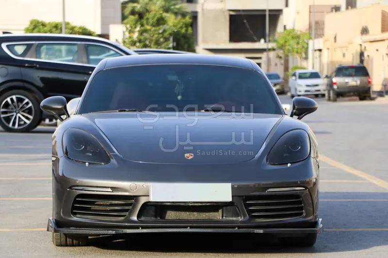 2018 بورش 718 كايمان