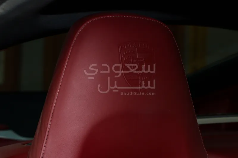 2018 بورش 718 كايمان