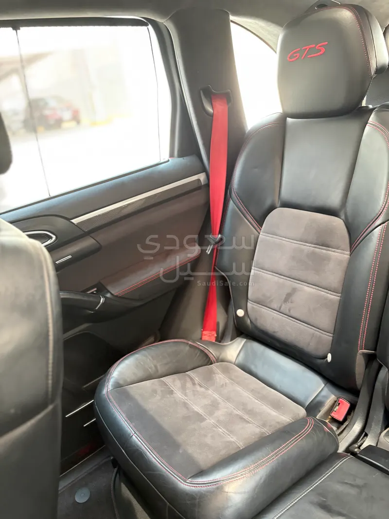 2013 بورش كايين جي تي اس