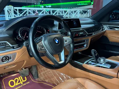 2018 بي ام دبليو الفئة السابعة 730 إل أي