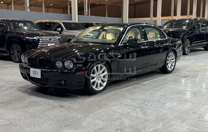 2008 جاكوار اكس جي