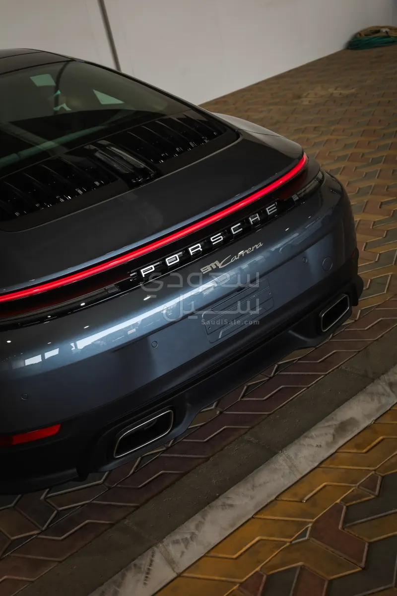 2026 بورش 911 كاريرا