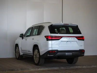 2026 لكزس إل إكس 600 BB