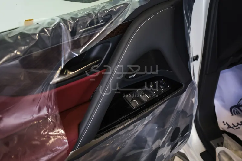 2026 لكزس إل إكس 600