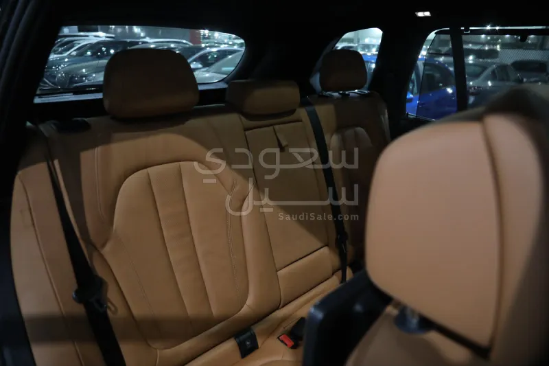 2020 بي ام دبليو الفئة اكس 5
