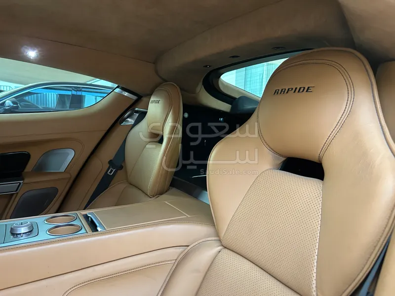 2011 استون مارتن رابيد