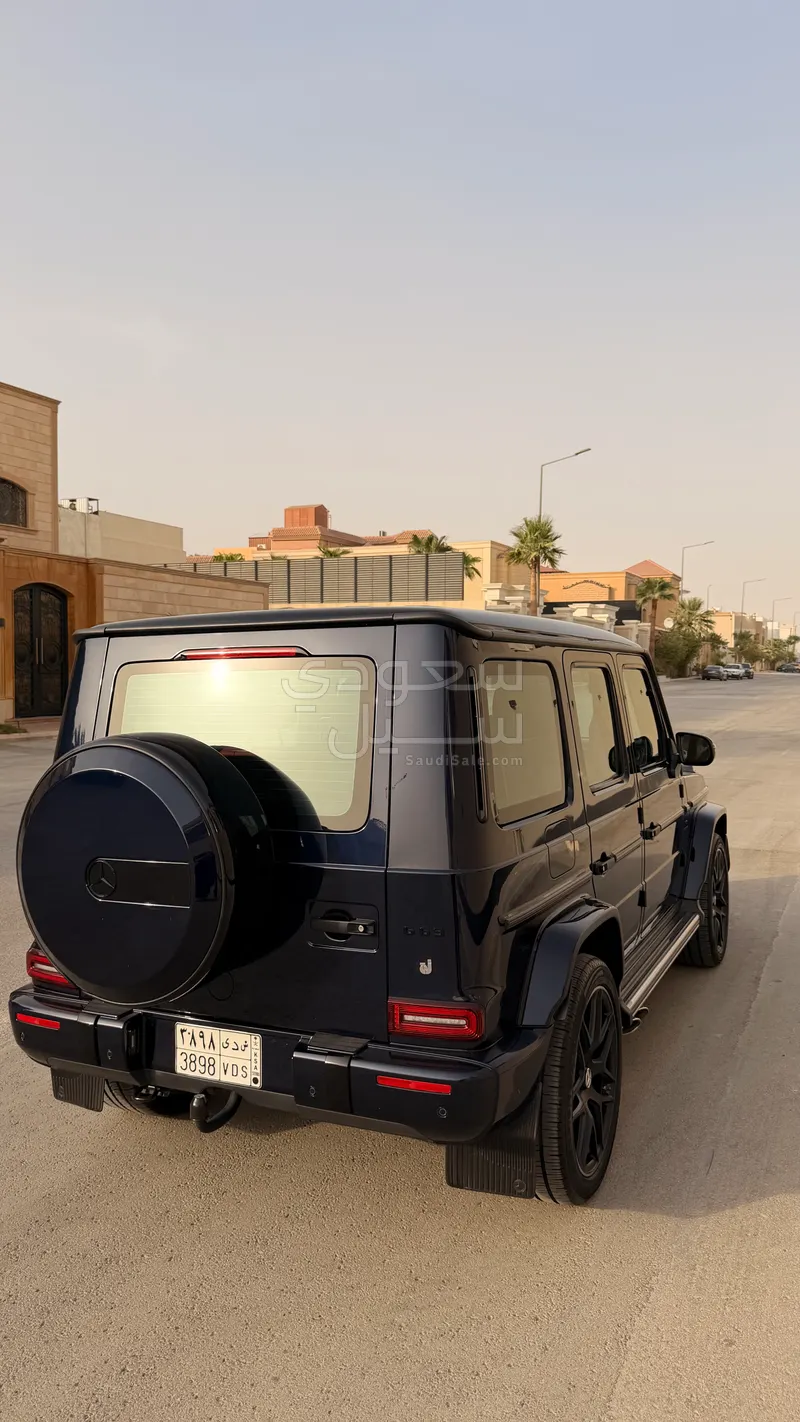 2022 مرسيدس - بنز جي 63 أي إم جي