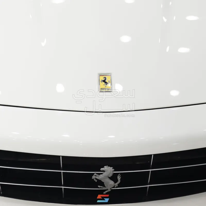 2010 فيراري 599