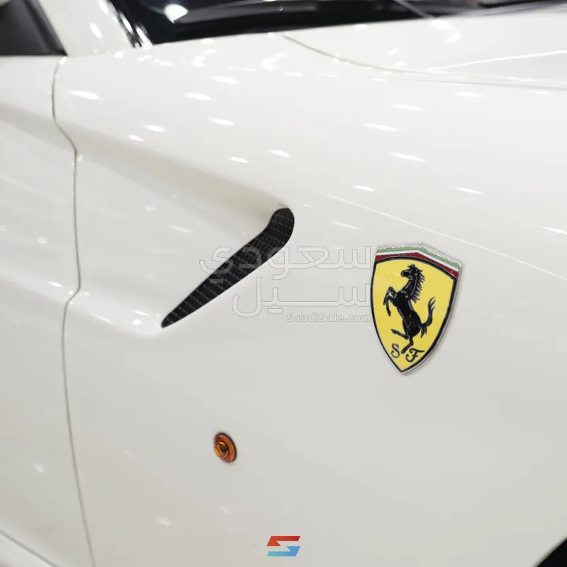 2010 فيراري 599
