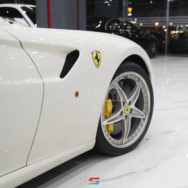 2010 فيراري 599