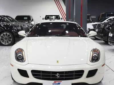 2010 فيراري 599