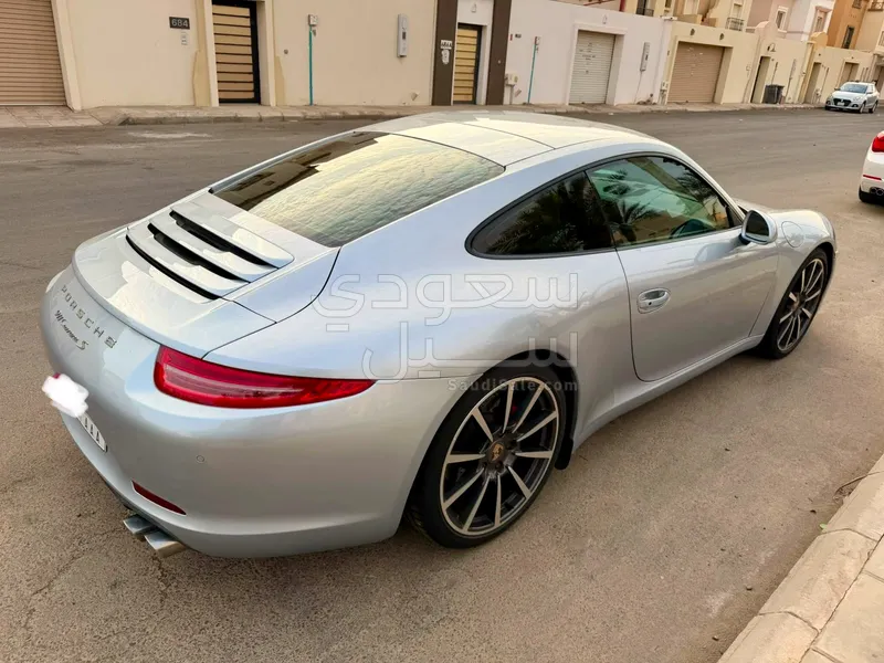 2014 بورش 911 كاريرا اس