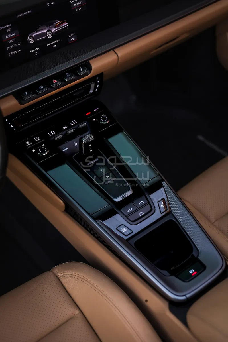 2020 بورش 911 كاريرا كابريوليه