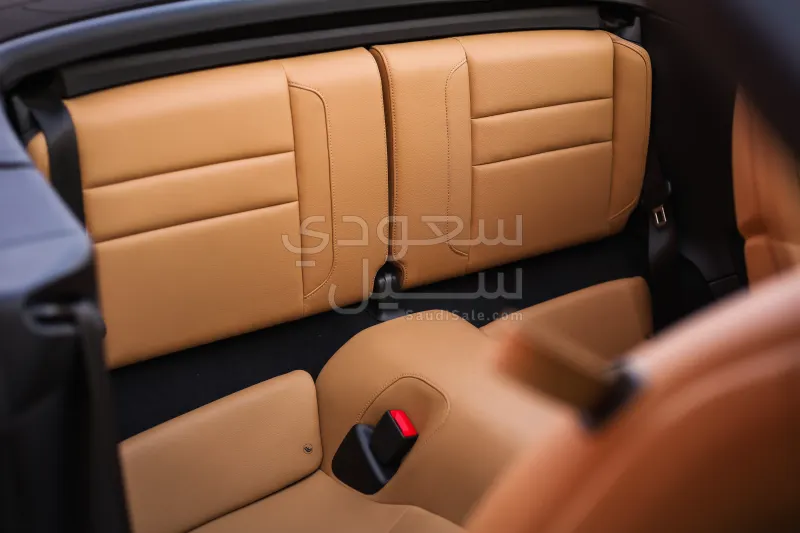 2020 بورش 911 كاريرا كابريوليه