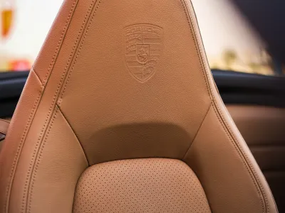 2020 بورش 911 كاريرا كابريوليه