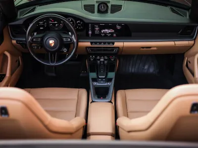 2020 بورش 911 كاريرا كابريوليه