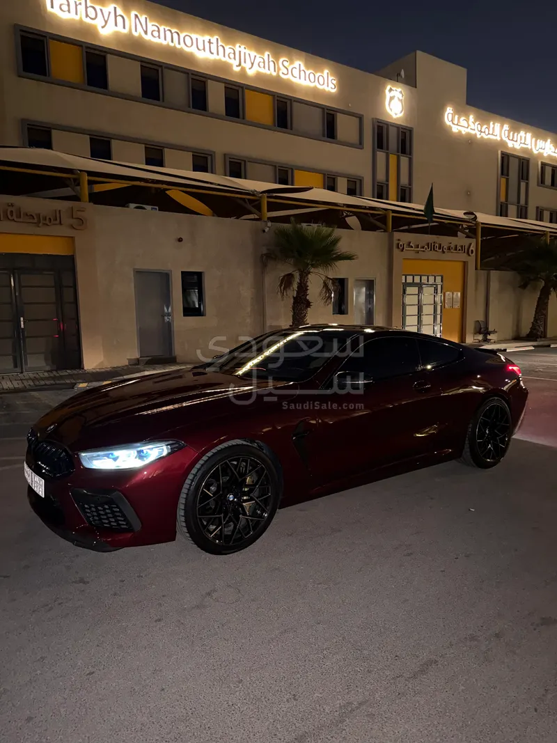 2020 بي ام دبليو الفئة ام إم 8 كومبيتيشن