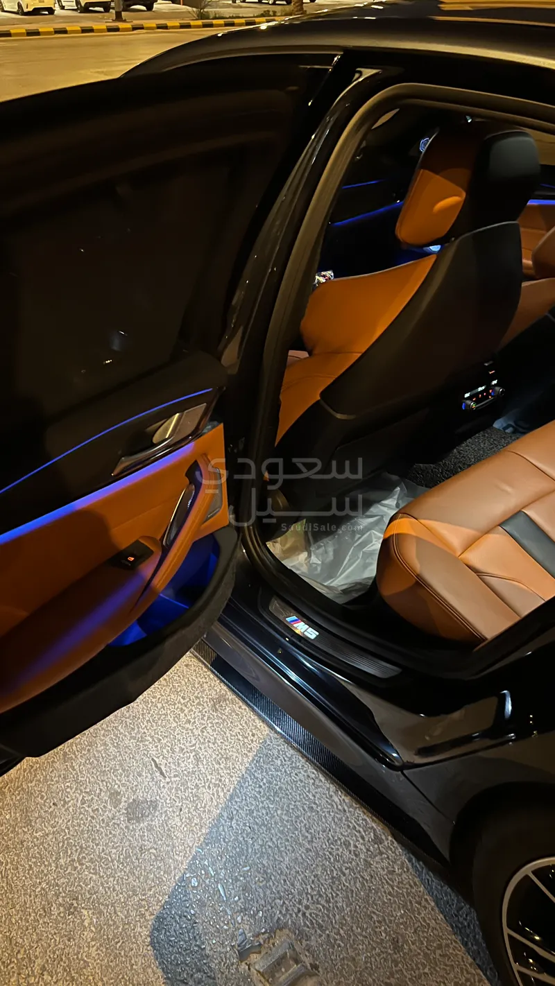 2018 بي ام دبليو الفئة ام إم 5 كومباتيشن باكج